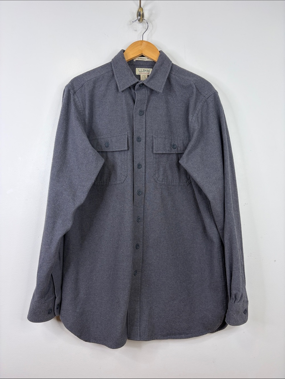 LL Bean Chamois Shirt Mens Medium Tall Dark Gray Cotton Flannel Long Sleeve